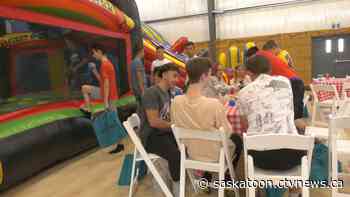 Saskatoon event helps Ukrainian teens make social connections - CTV News Saskatoon