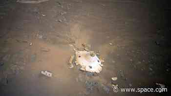 Perseverance Mars rover photographs its own landing debris