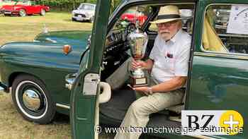 Oldtimer-Freunde erhalten Preise für ihre nostalgischen Schätze