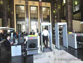 Tribunale di Milano, ex avvocato cade dal sesto piano e muore: in un biglietto le ragioni del gesto - Corriere Milano