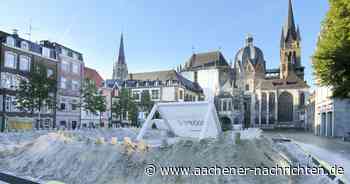 Archimedischer Sandkasten: Die größte Sandburg Aachens steht auf dem Katschhof