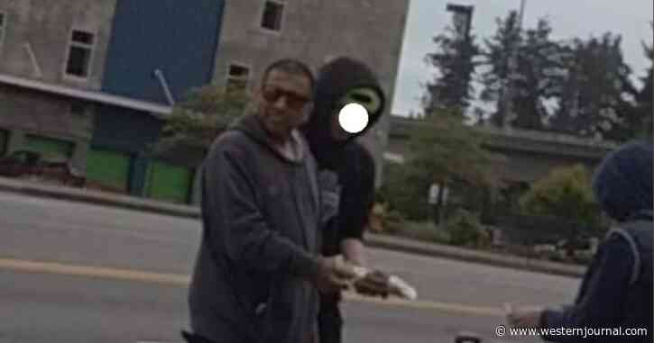 Lowlife Hustles $85 from 11-Year-Old Kid with Despicable Move at Lemonade Stand