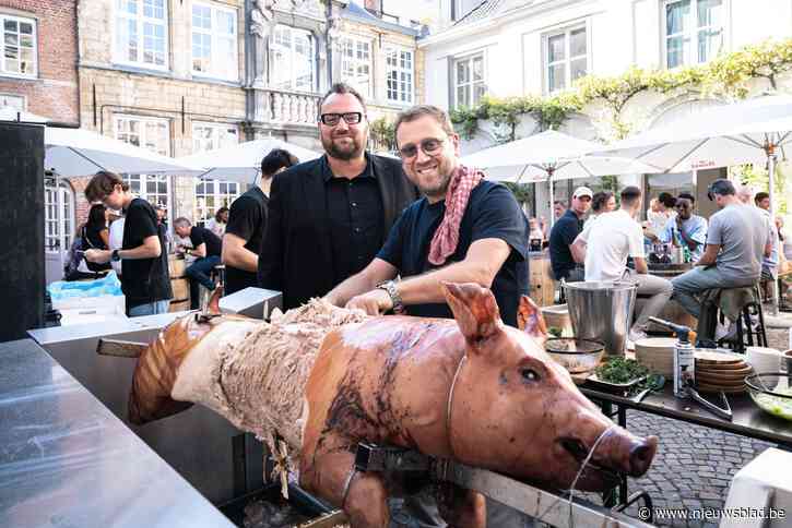 Varken aan ’t spit in Jacob Jordaenshuis