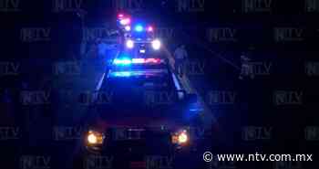 Dos hombres que viajaban en motocicleta fueron embestidos en la Tepic - Mazatlán - NTV | El Portal de Nayarit