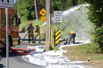 Motorbike catches fire on Courtenay’s Mission Hill - Comox Valley Record