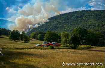 Le feu de forêt à Collongues est ralenti mais pas encore fixé