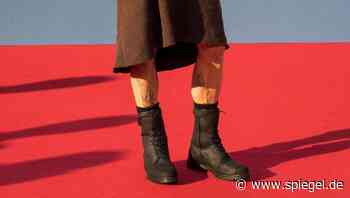 (S+) Wenn Männer Röcke tragen (wie Brad Pitt): »Klischees in der Mode sind gefährlicher, als man denkt« - DER SPIEGEL