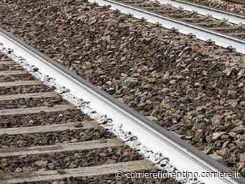 Pisa, trovato un cadavere sui binari: circolazione interrotta tra Pontedera e San Romano - Corriere Fiorentino