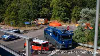 Weiter Kampf gegen Feuer im Grunewald