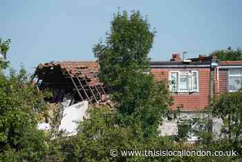 Thornton Heath: Girl, 4, feared missing after Croydon house explosion
