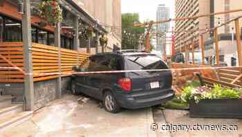 Calgary crash sees vehicle smash into Bottlescrew Bill's Pub | CTV News - CTV News Calgary