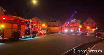 Calgary fire crews battle 2 blazes Sunday morning - Global News