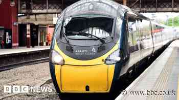 Avanti West Coast suspends sales and cuts timetables