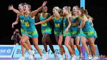 Commonwealth Games live: Australia wins historic women's cricket final and Diamonds win Australia's 1,000th gold with netball title - ABC News