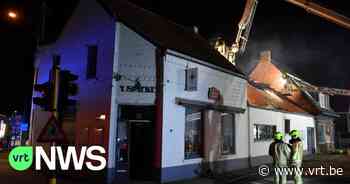 Zware brand ontstaan op zolder van café in Mol: er vielen geen gewonden - VRT NWS