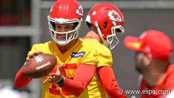 Best of Monday at NFL training camps: Patrick Mahomes and other QBs work on receiver connections; Ravens' J.K. Dobbins activated