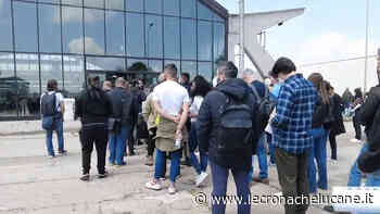 PESCARA, IN 1.800 PER NOVE POSTI DI LAVORO - Cronache TV