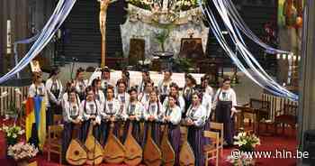 Oekraïens koor geeft benefietconcert in Koksijdse kerk | Koksijde | hln.be - Het Laatste Nieuws