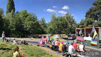 Mahnwache in Büchel: Friedensaktivisten gedenken der Hiroshima-Opfer - Rhein-Zeitung
