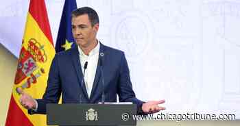 España: Sánchez pide vestir sin corbata para ahorrar energía - Chicago Tribune