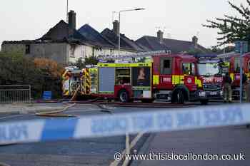 Crayford Way: Four terraced houses damaged by fire  