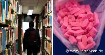 Coburg: Mitarbeiter stößt in Bibliothek auf Drogen und verdächtige Ampullen