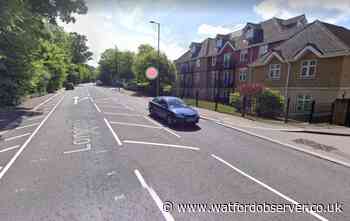 Police hunting for two people after window smashed in Bushey
