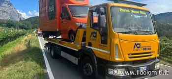 Schianto auto-furgone nell'Alto Garda (FOTO), soccorritori in azione e traffico in tilt - il Dolomiti - il Dolomiti