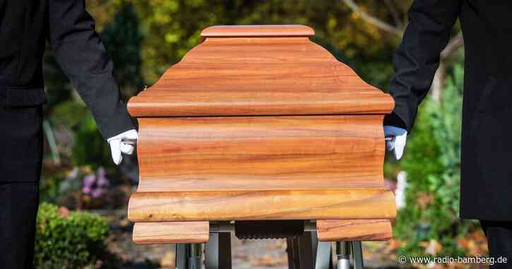 Sterbefälle im Juli zwölf Prozent über dem Durchschnitt