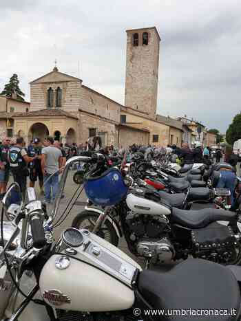 Foligno, tanti cenaturi ai funerali di Piero Alessandrelli - Il quotidiano che racconta l'Umbria - Umbria Cronaca