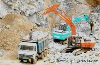Deep nexus: Condemned vehicles used to transport mining material in Mahendragarh - The Tribune India