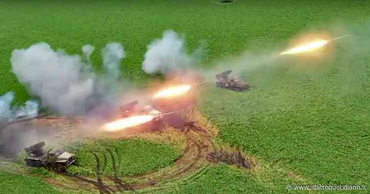 Ucraina, esplosioni vicino a una base militare russa in Crimea: “Una vittima”. Kiev: “È un nostro attacco, è solo l’inizio”