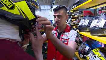 Vom Flüchtling zum Top-Verkäufer: Azubi Rasheeds (23) steile Karriere in Fulda - RTL Online