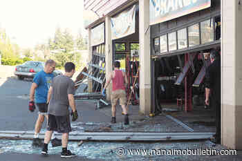 Thieves smash their way out of Nanaimo auto repair centre to steal two vehicles