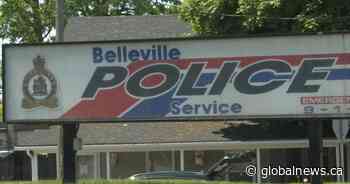 Belleville police search for bank robbery suspect - Global News