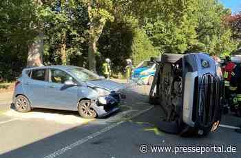 FW Hünxe: Verkehrsunfall mit 2 PKW