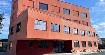 Bredeschoolgebouw geeft dorpskern Puurs nieuw elan (plusoffice architects) - architectura.be