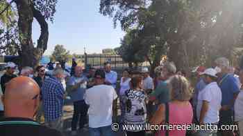 Discarica di Roncigliano, il sindaco di Ardea incontra i cittadini: sul tavolo anche il progetto per l’acqua potabile nelle case (VIDEO) - Il Corriere della Città