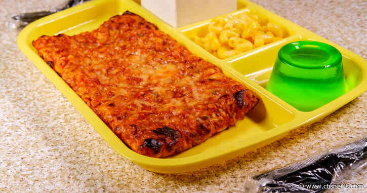 Fort Worth ISD reminds parents they must apply for free school meals this year