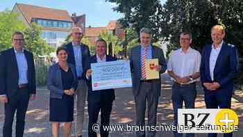 Minister bringt Geld für Sanierung der Sporthalle Edemissen - Braunschweiger Zeitung