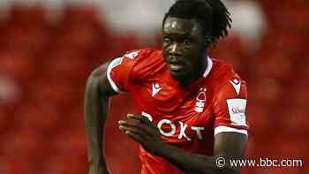 Baba Fernandes: Accrington Stanley sign former Nottingham Forest defender - BBC