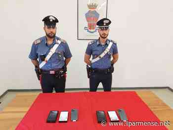 Parma, tentano di vendere cellulari contraffatti: due denunciati - Luca Galvani