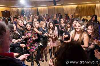 Una festa anni '80 per le dipendenti di Ad Maiora - TraniViva