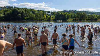 Elbeschwimmen in Dresden, Gwanghwamun-Platz in Seoul, Lieferdienst in Peking - tagesschau.de