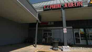 Suffolk DA: 4 people arrested in retail theft ring garnering over $1 million a year in profits - News 12 New Jersey