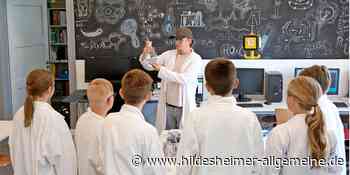 Spannende Chemie: Im Explore Sciencenter in Hildesheim erleben junge Forscher verblüffende Experimente - www.hildesheimer-allgemeine.de