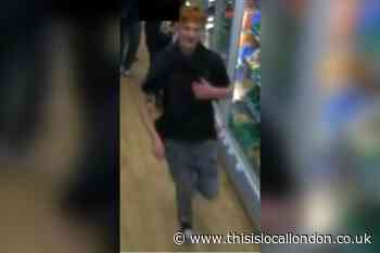 Hunt for man after GBH incident in Wandsworth