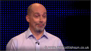 Bradley Walsh speechless as The Chase contestant takes high offer after Lorraine Kelly question blunder... - The Scottish Sun