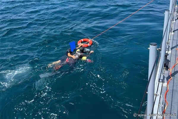 Agropoli: sub ferito e sanguinante salvato dalla Guardia di Finanza - Salernonotizie.it - Salernonotizie.it