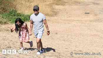 UK heatwave: Four-day extreme heat warning for parts of UK